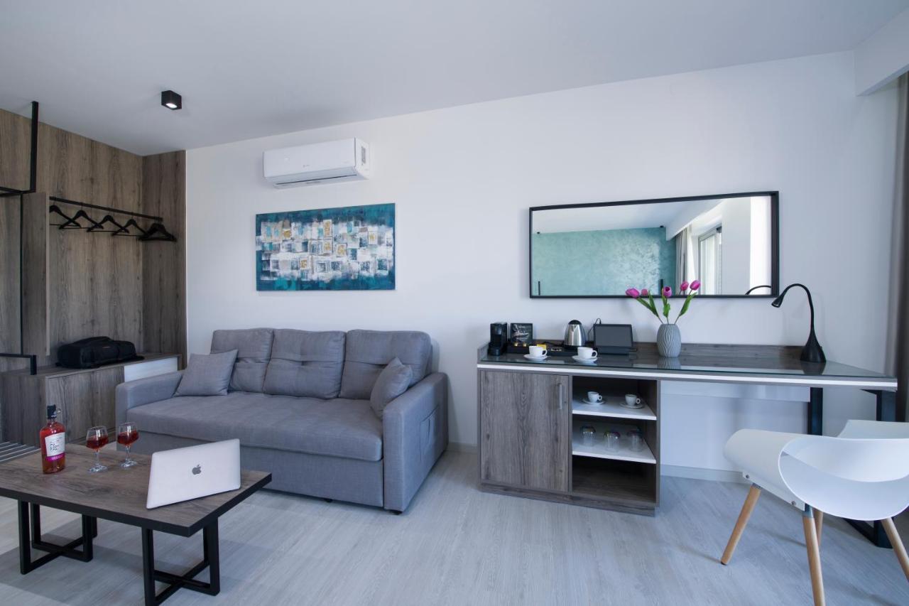 Agia Marina Xsuites Hotel מראה חיצוני תמונה